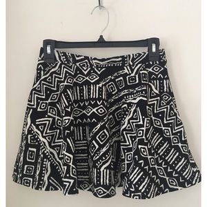 END OF SUMMER SALE Wet Seal Black and White Skater Skirt